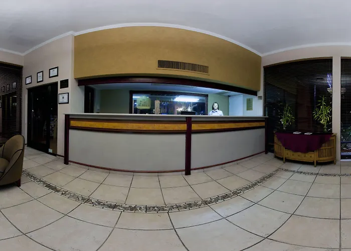 Royal Sun Hotel & Suites